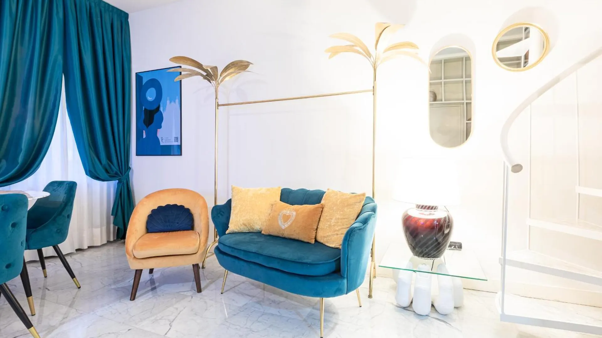 Monte Napoleone Split-Level Terrace Apartment - Top Collection Mailand Italien